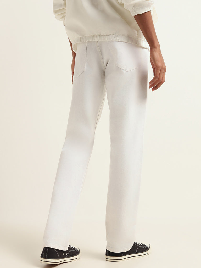 Nuon White Relaxed - Fit Mid - Rise Jeans