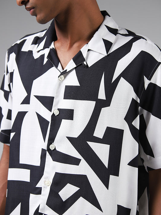 Nuon Black & White Abstract Printed Relaxed Fit Shirt