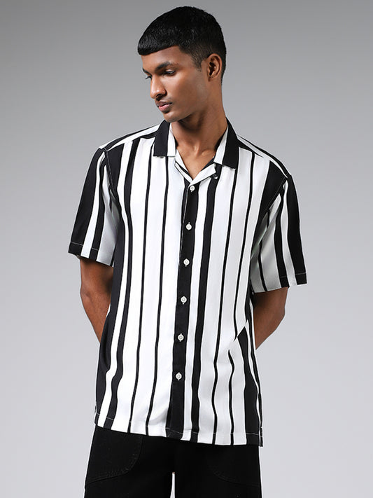 Nuon White & Black Striped Relaxed-Fit Shirt
