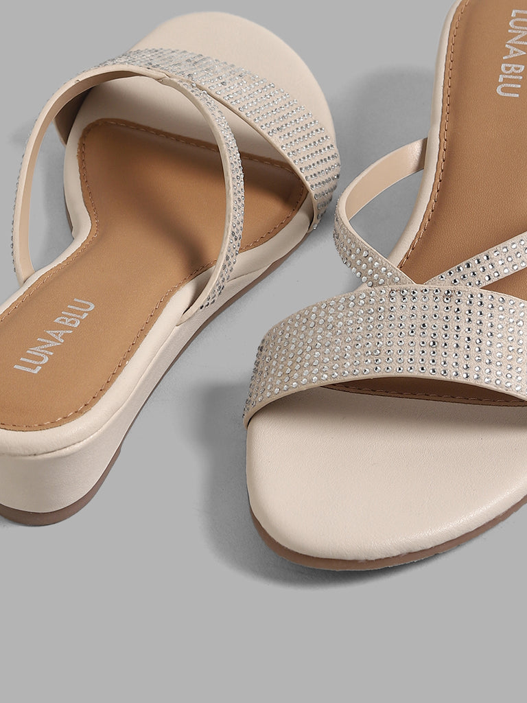 V sales strap sandals