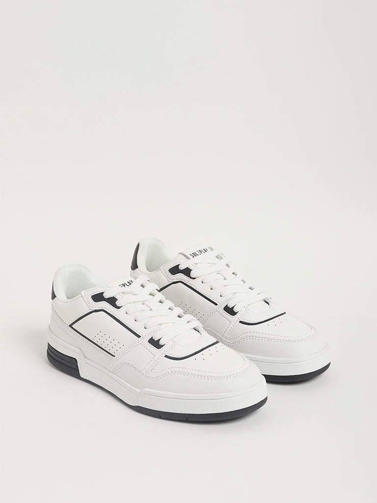 SOLEPLAY Lace-Up White Sneakers
