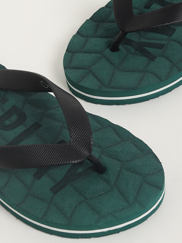 Textured flip 2025 flops
