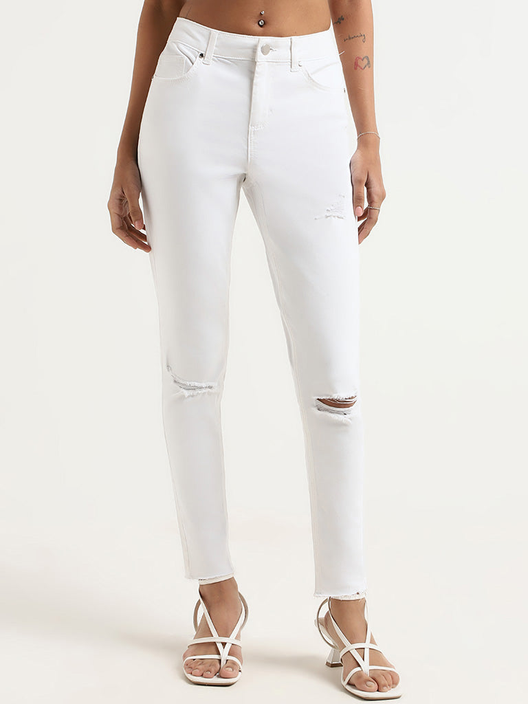 Nuon White Slim - Fit Mid Rise Jeans