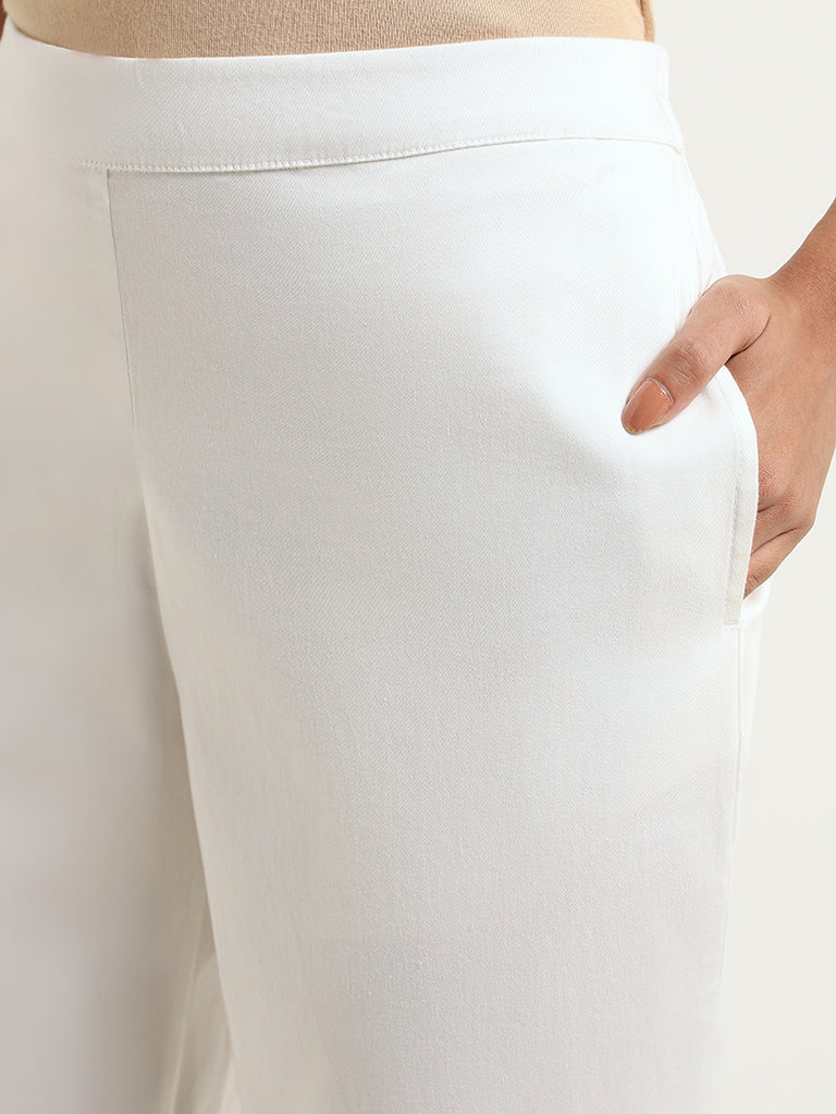 Utsa White Cotton Blend Straight-Leg Pants