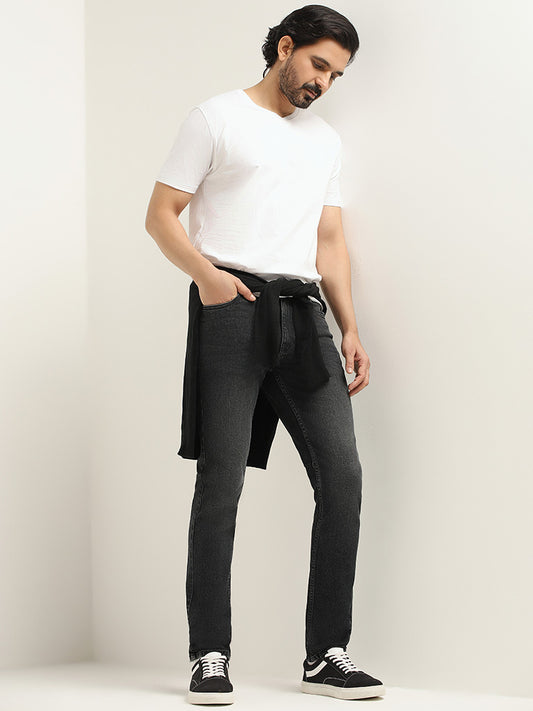 WES Casuals Black Relaxed Fit Mid Rised Jeans