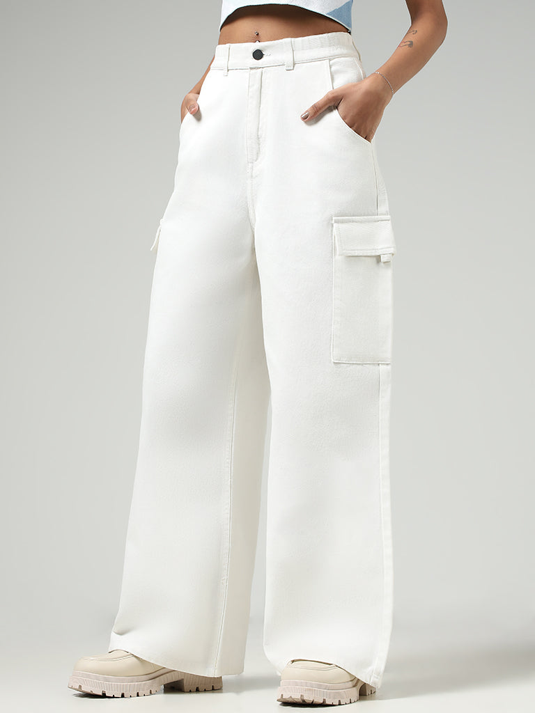 Nuon White Wide-Leg Cargo Jeans