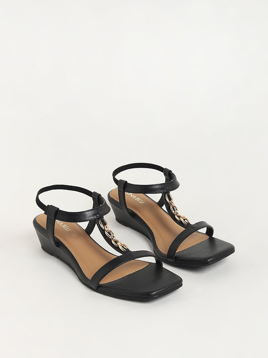 LUNA BLU Black Strappy Sandals