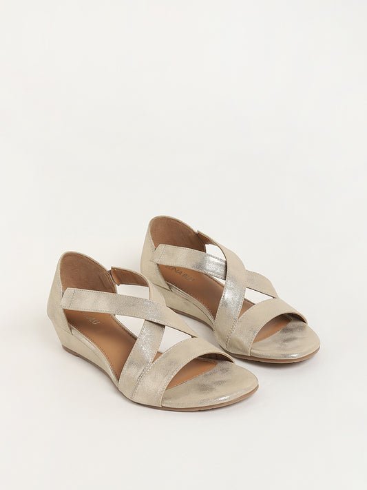 LUNA BLU Gold Shimmer Sandals