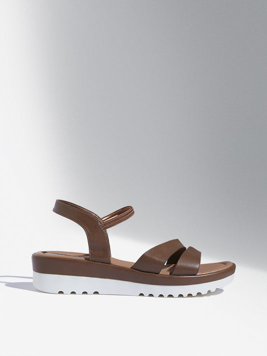 LUNA BLU Tan Slingback Sandals