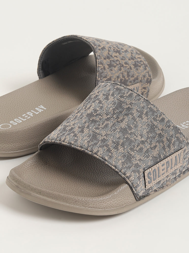 SOLEPLAY Grey Camo Knitted Slides