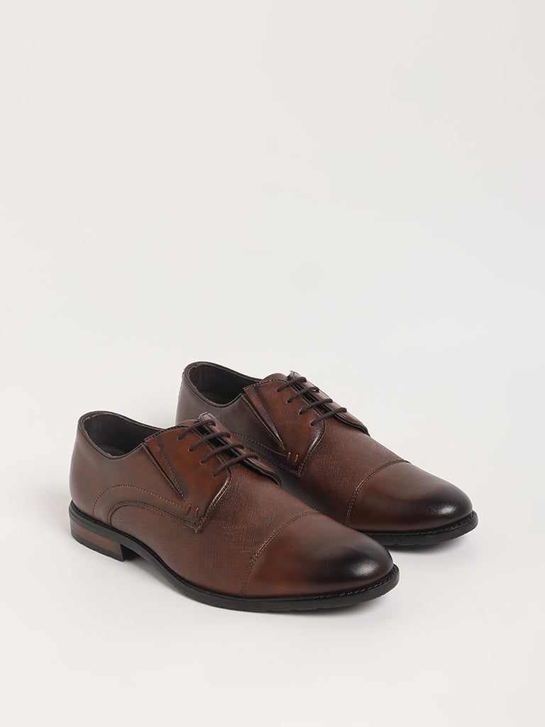 Westside SOLEPLAY Men's  Brown Formal Shoes for Work Wear Front View