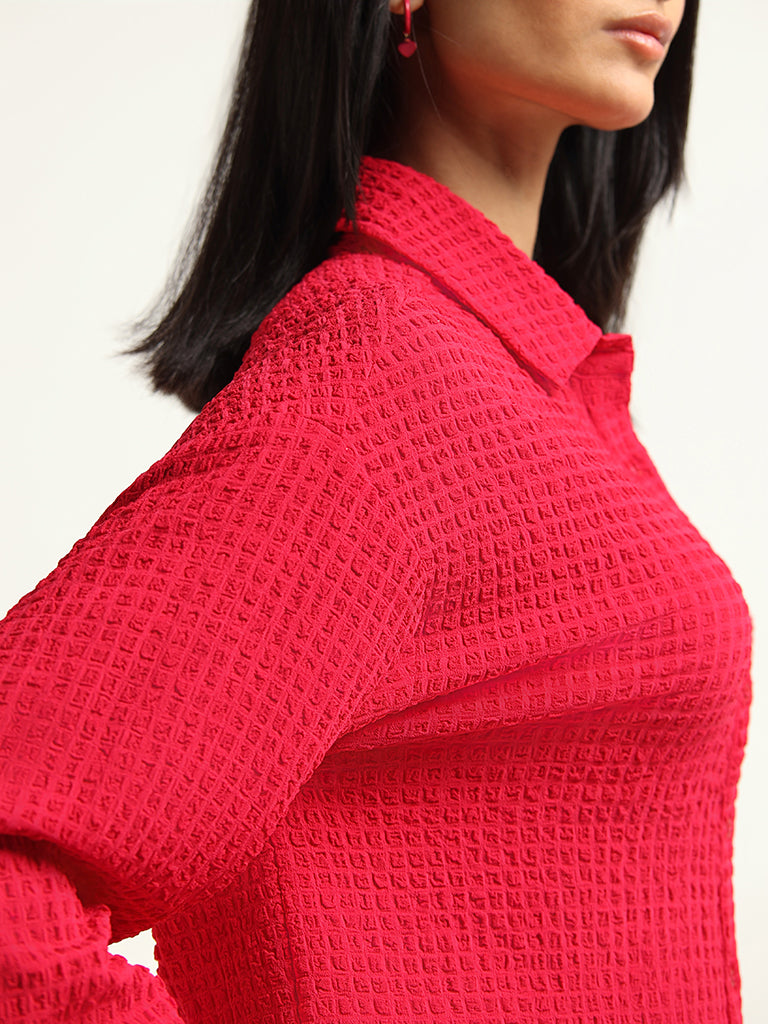 Nuon Red Crop Shirt