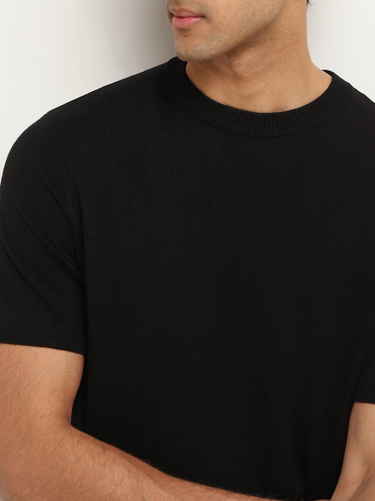 WES Formals Solid Black Knitted Slim Fit T-Shirt
