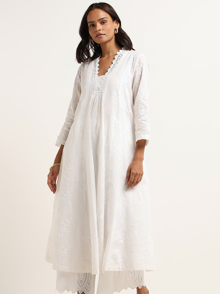 Zuba White Embroidered Lace Hem Cotton Kurta with Camisole