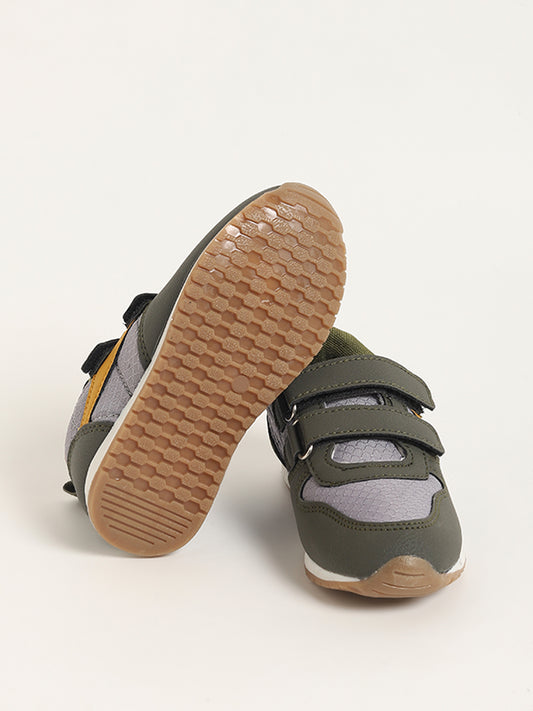 Yellow Green Color-Block Strap-On Jogger Shoes