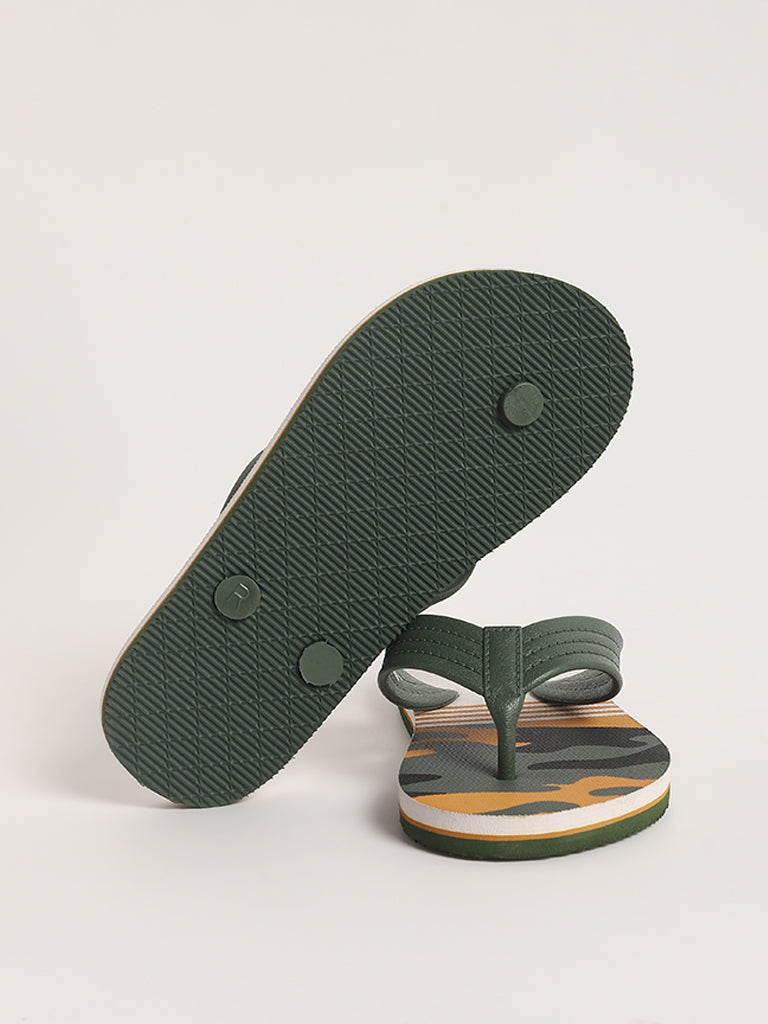 Yellow box online camo flip flops