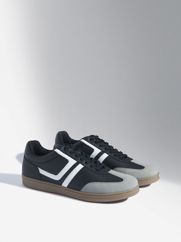 SOLEPLAY Black Colour-Blocked Leather Sneakers