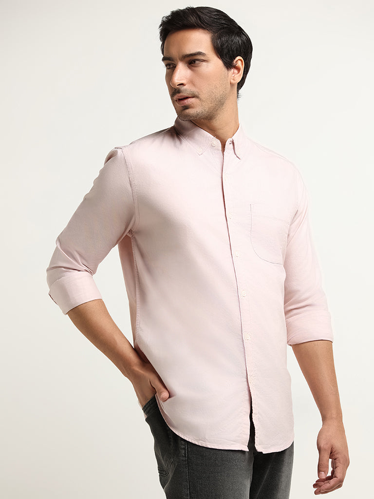WES Casuals Pink Solid Cotton Slim Fit Shirt