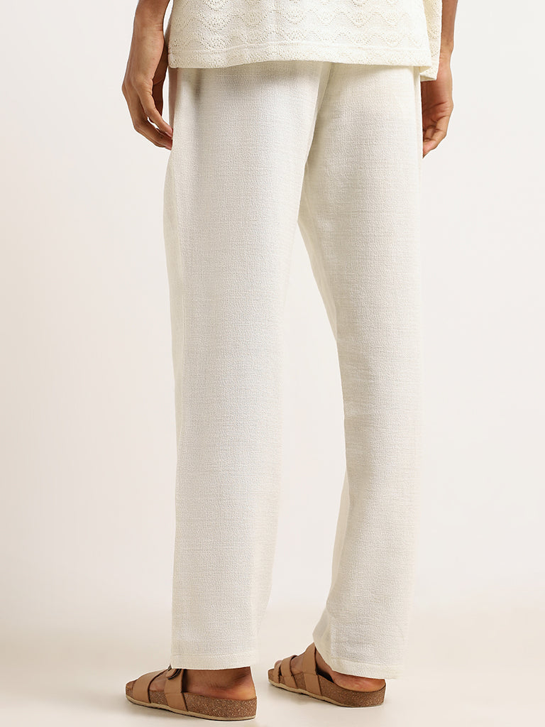 ETA Off-White Solid Mid Rise Relaxed Fit Pants