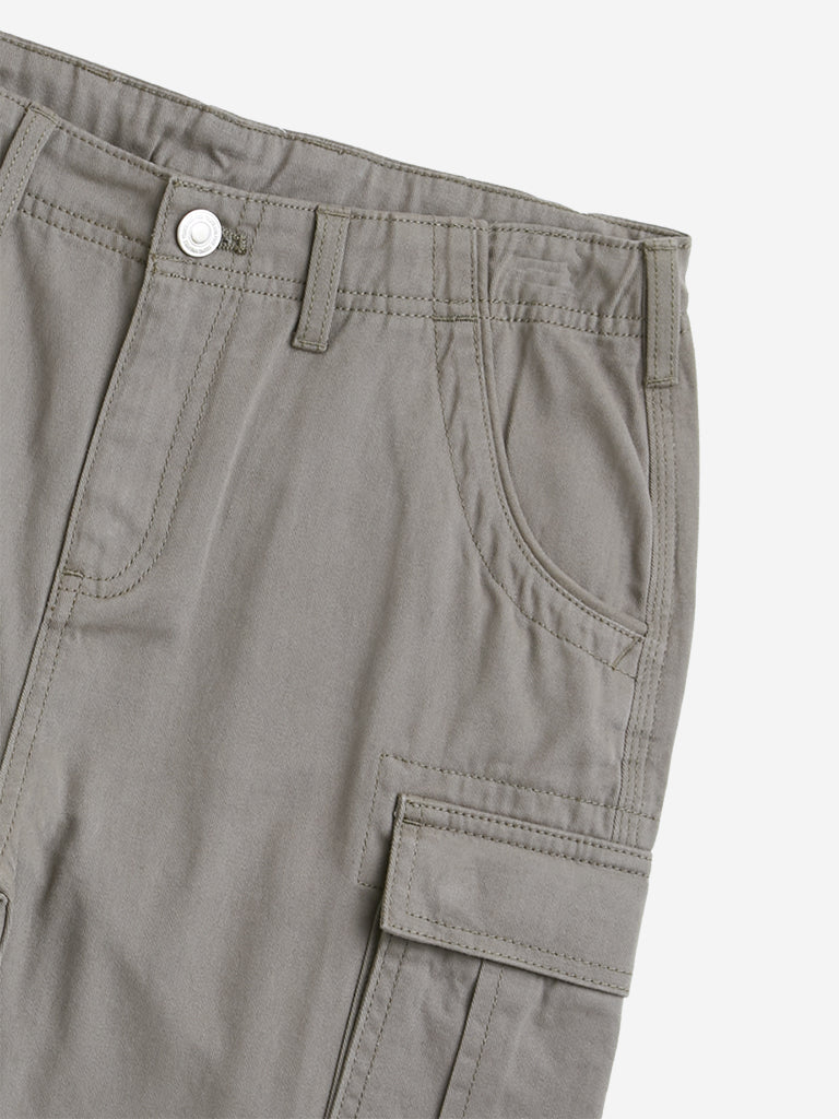 Y&F Kids Olive Mid Rise Cargo Shorts