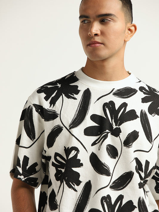 Nuon White Printed Relaxed Fit T-Shirt