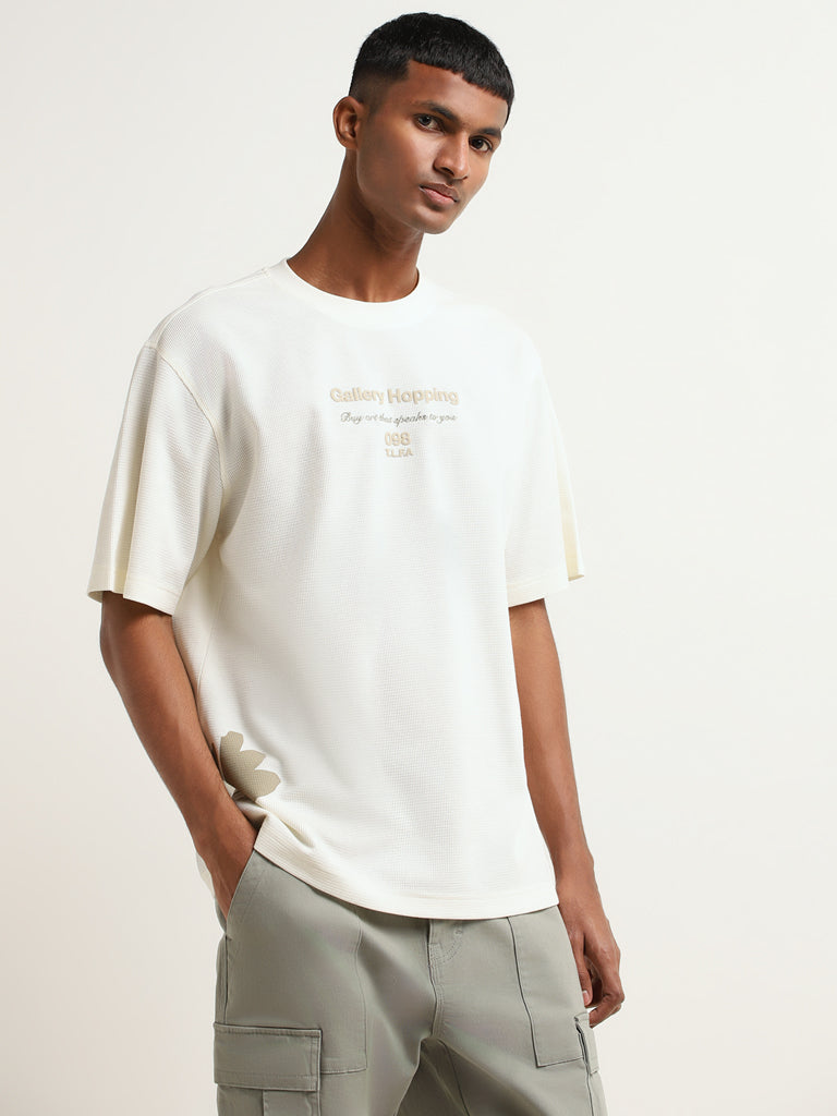 Nuon Off-White Self-Patterned Cotton Relaxed Fit T-Shirt