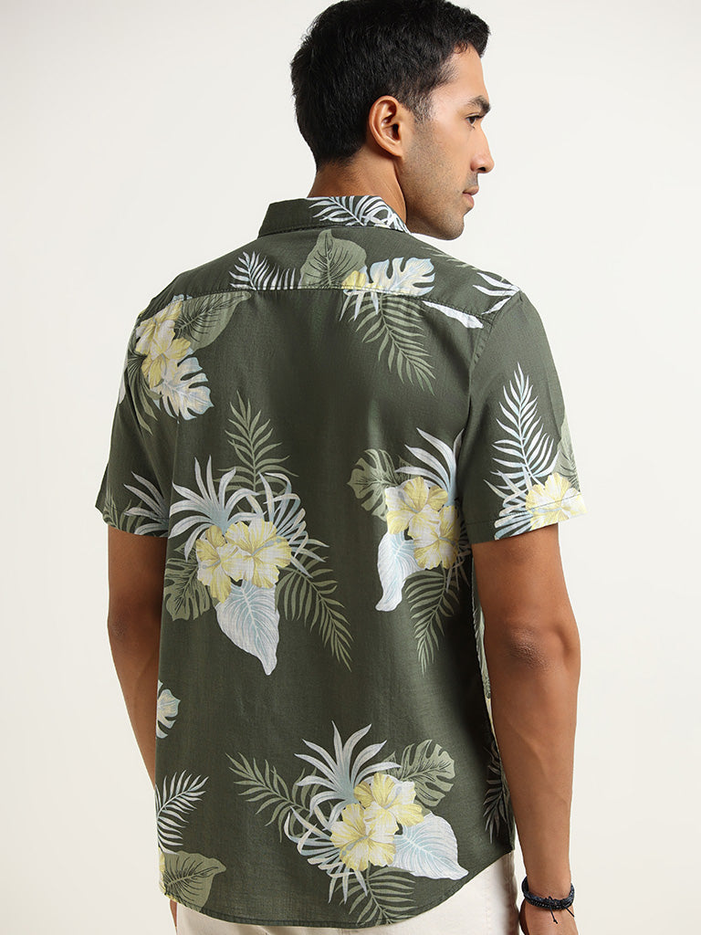 WES Casuals Green Slim Fit Floral Print Shirt
