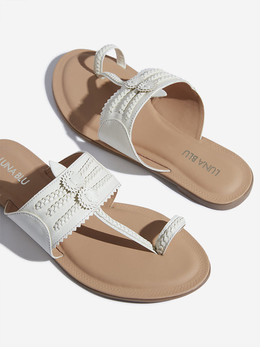 LUNA BLU White Braided Design Kolhapuri Sandals