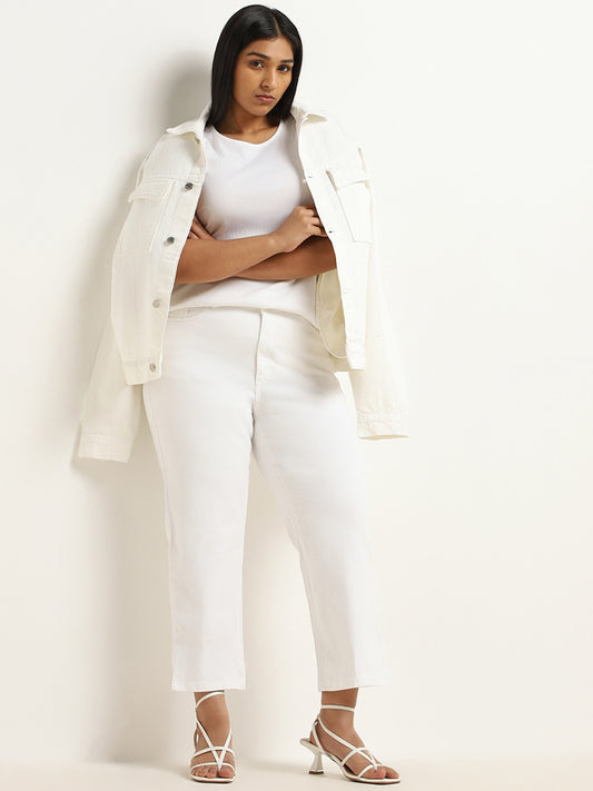 Gia White Mid Rise Straight Fit Jeans