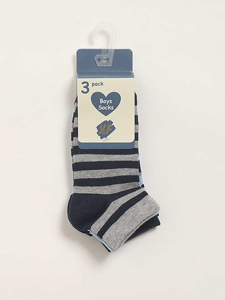 Y&F Kids Blue Camouflage Socks - Pack of 3