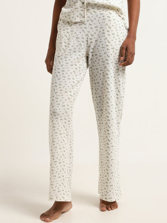 Superstar White Floral Mid Rise Pants