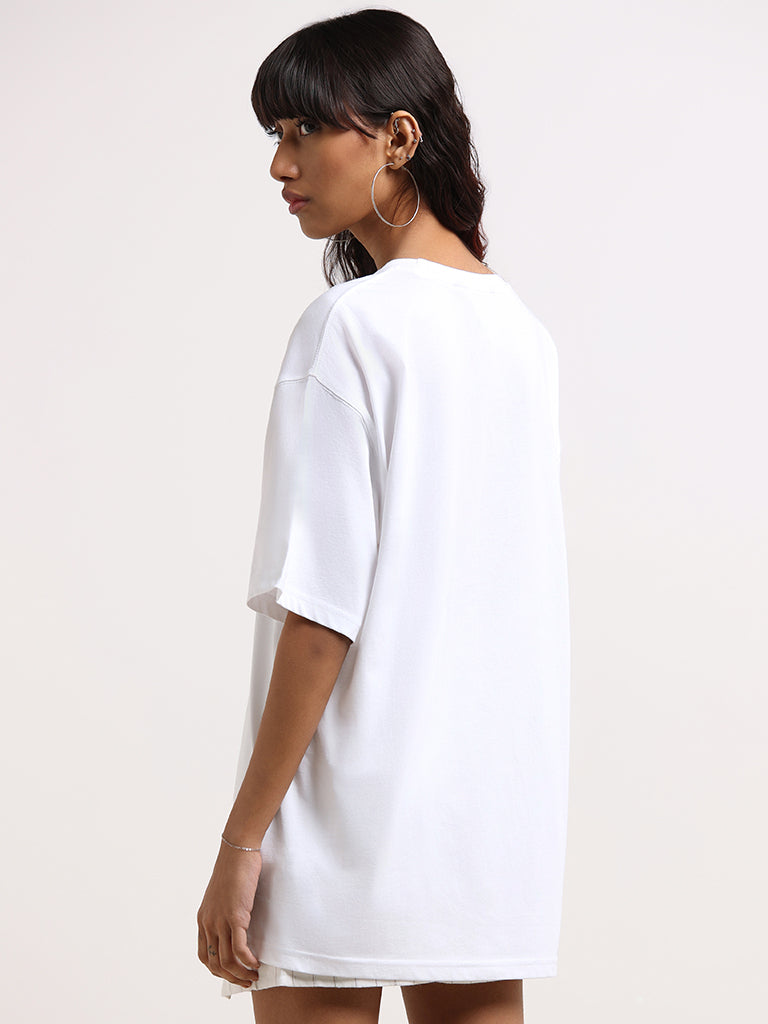 Nuon White Over-Sized T-Shirt