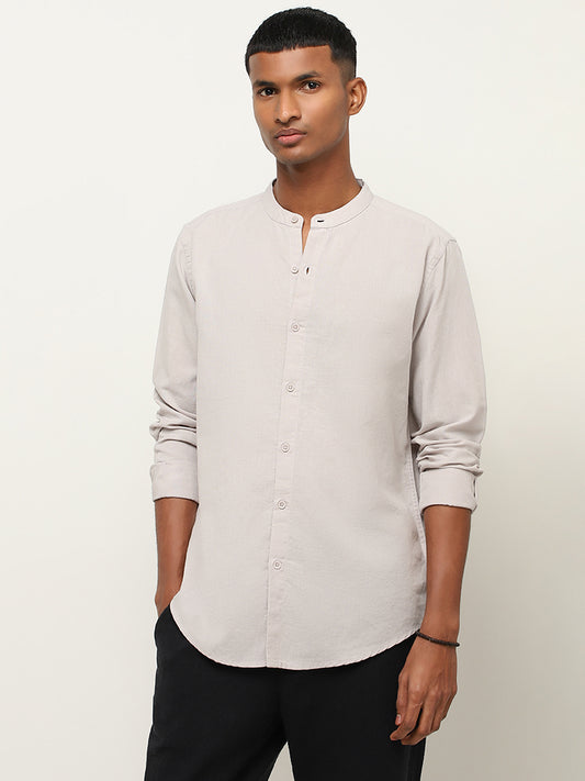 ETA Light Grey Solid Resort Fit Blended Linen Shirt