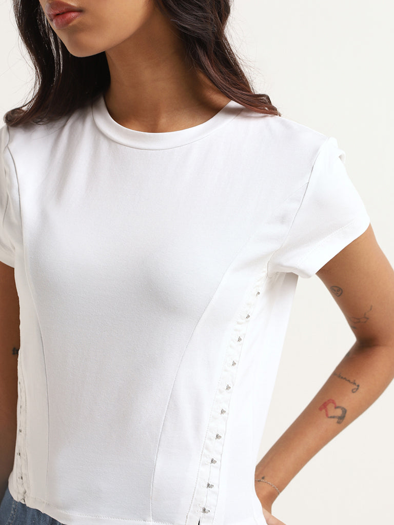 Nuon Solid White Slim-Fit Top