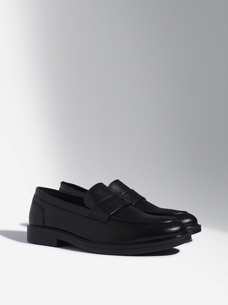 Westside SOLEPLAY Men's  Black Formal Slip-On Shoes for Work Wear Front View