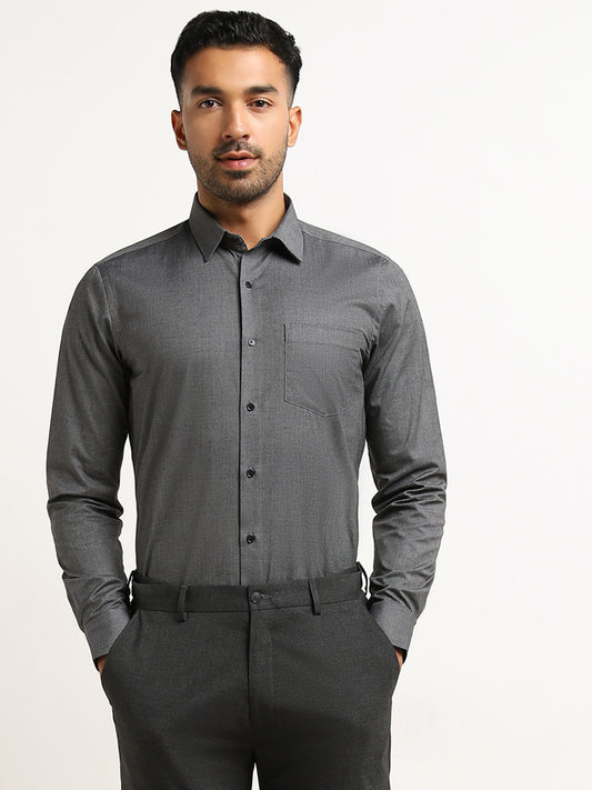 WES Formals Charcoal Solid Slim-Fit Shirt