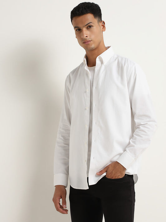 Ascot White Solid Relaxed Fit Shirt