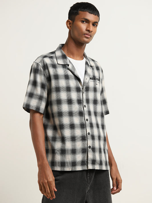 Nuon Black Checkered Relaxed-Fit Shirt