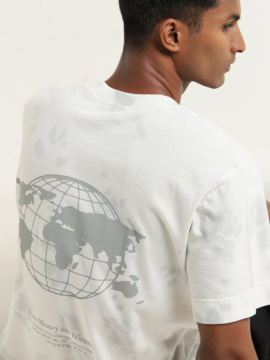 Studiofit White Globe Printed Relaxed Fit T-Shirt