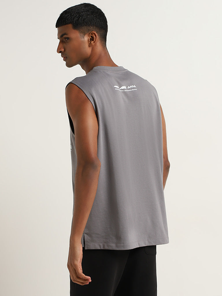 Studiofit Dark Grey Embossed Relaxed Fit T-Shirt