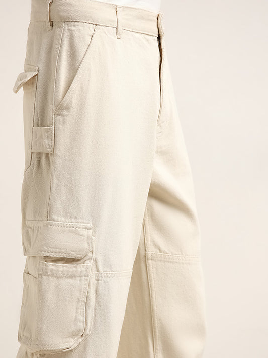 Nuon Off-White Cargo-Style Mid Rise Loose Fit Jeans