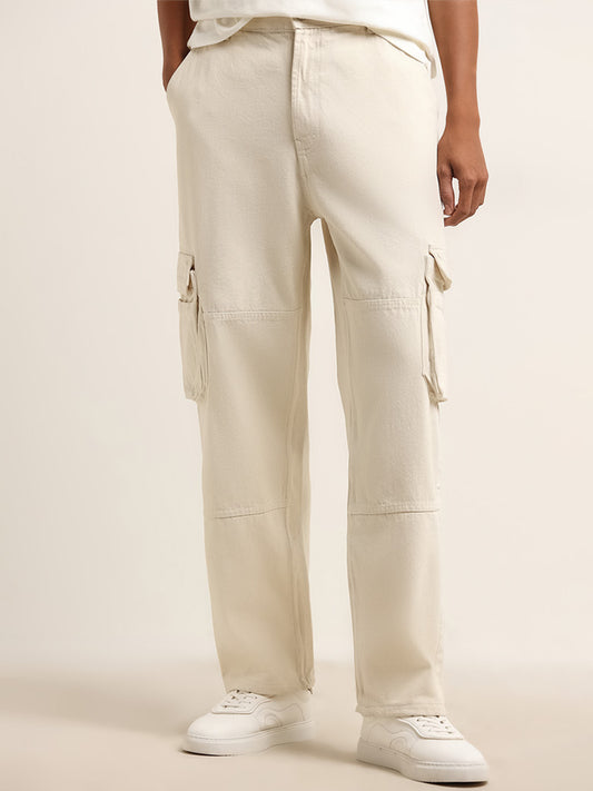 Nuon Off-White Cargo-Style Mid Rise Loose Fit Jeans