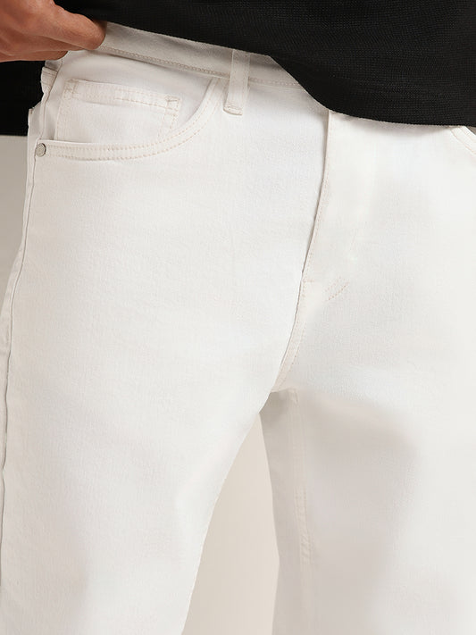 Nuon White Straight Fit Mid Rise Jeans
