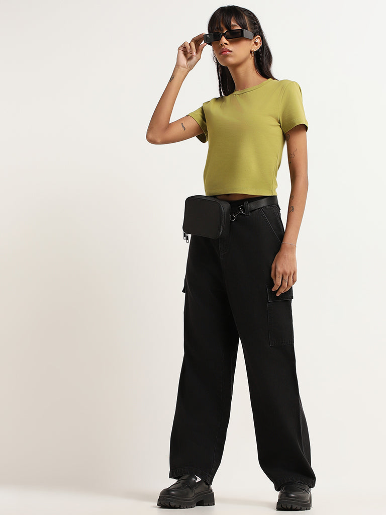 Nuon Solid Green Cotton Blend Crop T-Shirt