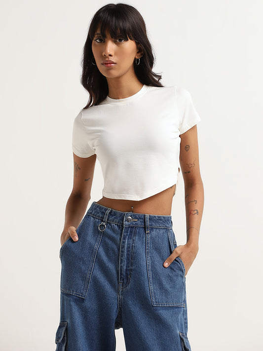 Nuon Solid White Crop T-Shirt