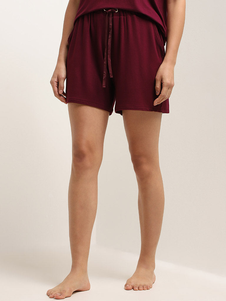 Wunderlove Burgundy Relaxed-Fit High-Rise Shorts