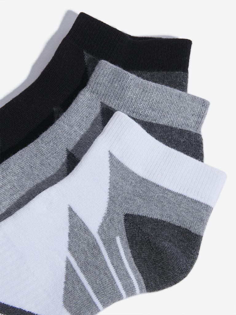 WES Lounge Grey Geometrical Printed Cotton Blend Socks - Pack of 3