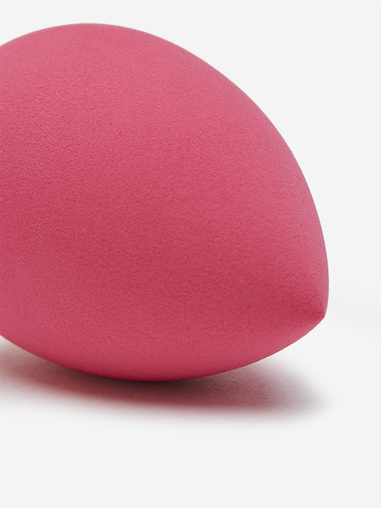 Studiowest Dark Pink Makeup Blender