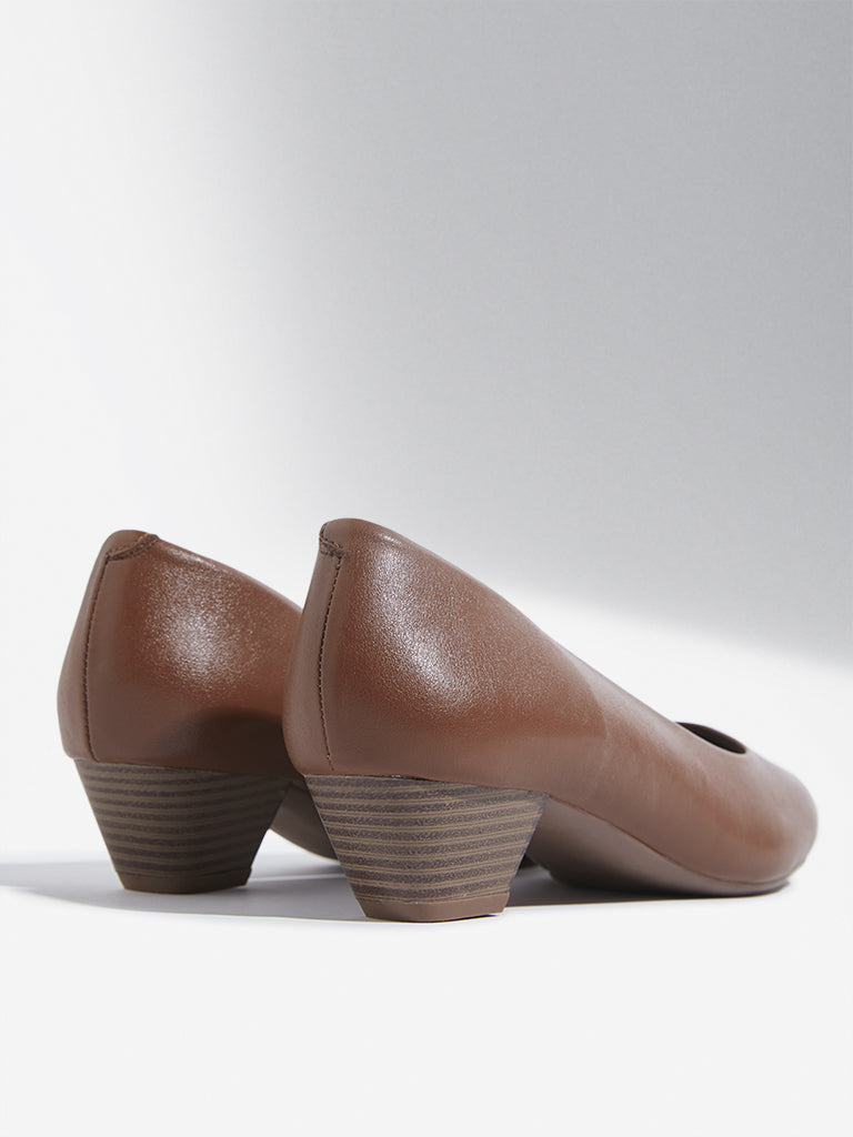 Clarks mena bloom pump deals
