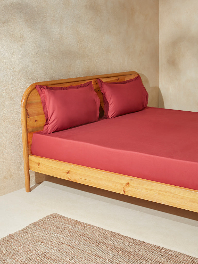 Westside Home Dark Red Solid Queen Bed Fitted Sheet and Pillowcase Set